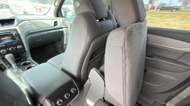 used 2014 Chevrolet Traverse car, priced at $10,995