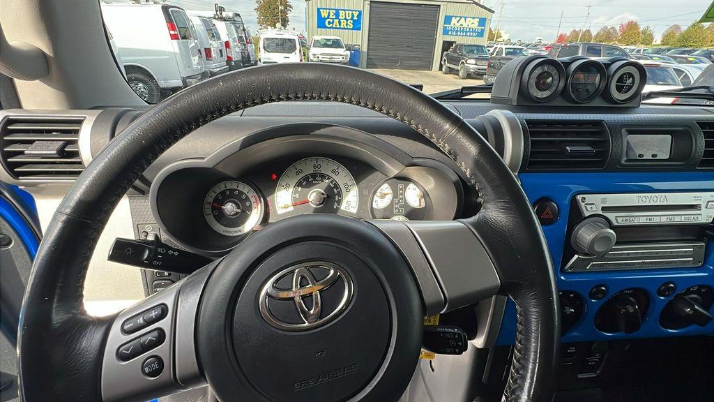 used 2008 Toyota FJ Cruiser car, priced at $13,995