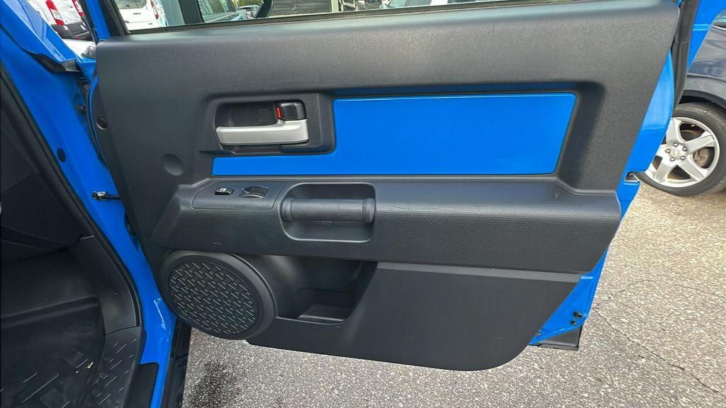 used 2008 Toyota FJ Cruiser car, priced at $13,995