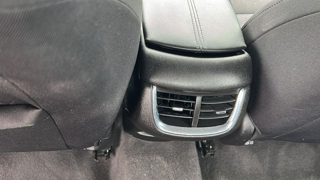 used 2018 Chevrolet Malibu car, priced at $15,995