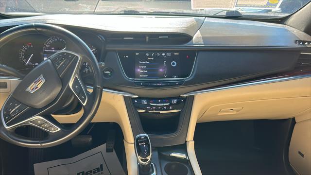 used 2017 Cadillac XT5 car, priced at $14,995