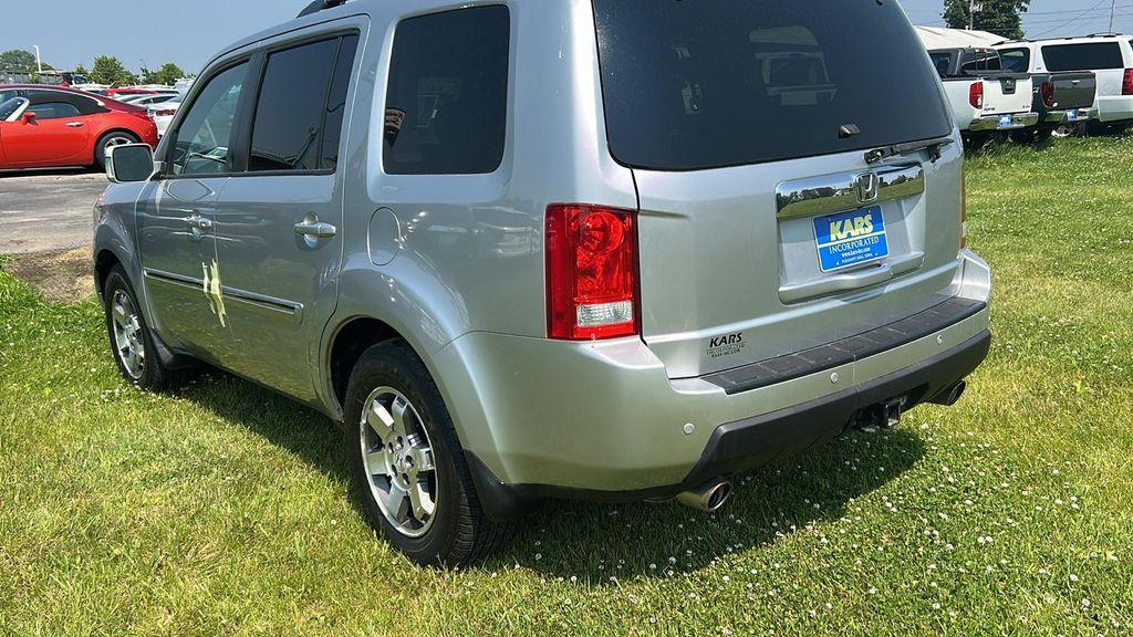 used 2010 Honda Pilot car, priced at $11,995