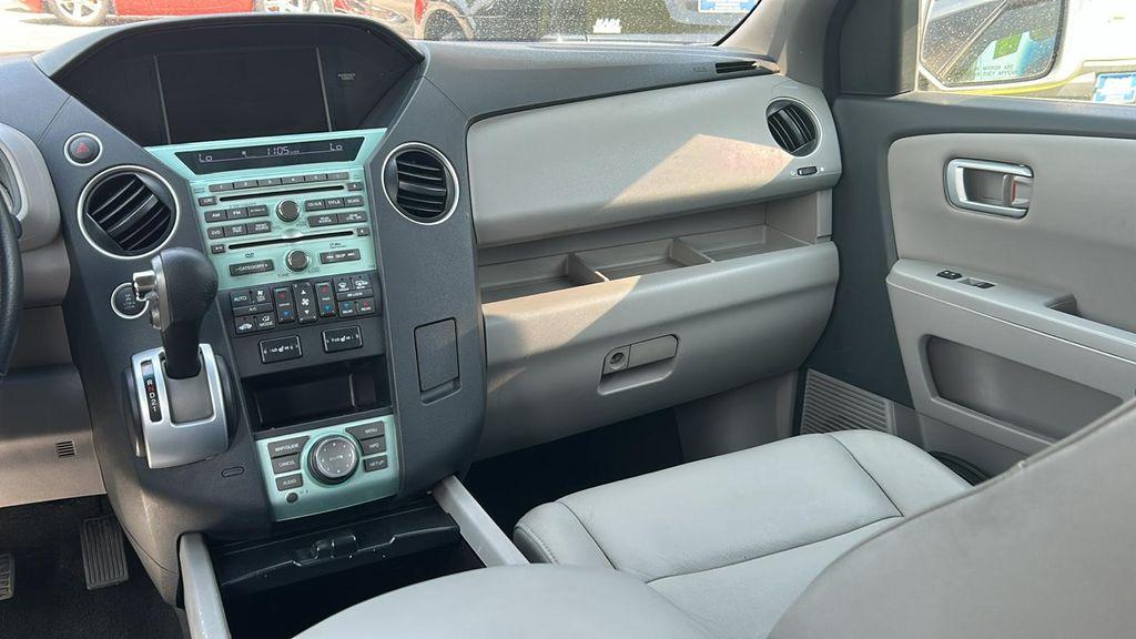 used 2010 Honda Pilot car, priced at $11,995