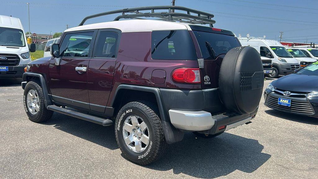 used 2007 Toyota FJ Cruiser car, priced at $15,995