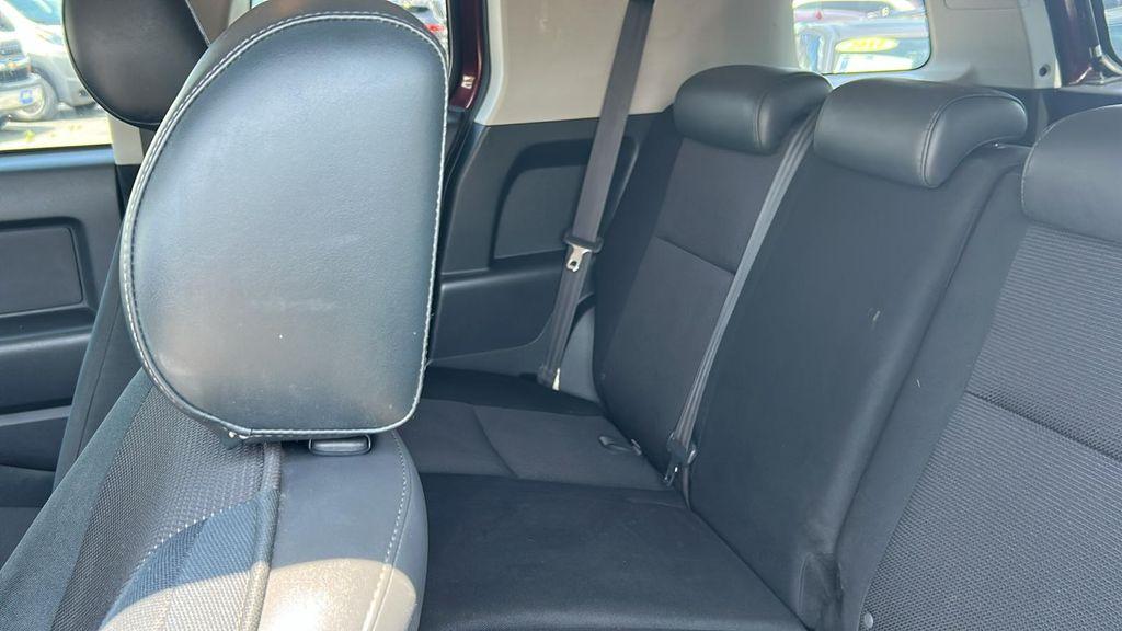 used 2007 Toyota FJ Cruiser car, priced at $15,995