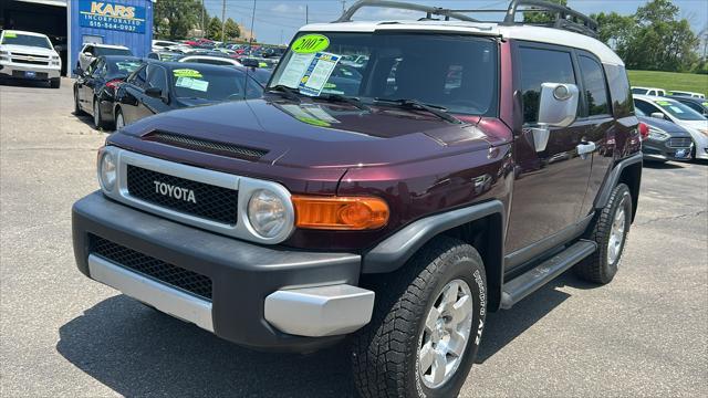 used 2007 Toyota FJ Cruiser car, priced at $15,995