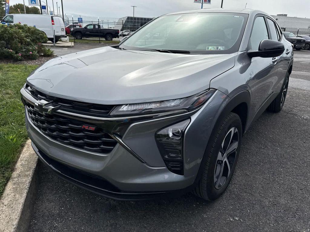 used 2024 Chevrolet Trax car, priced at $21,918