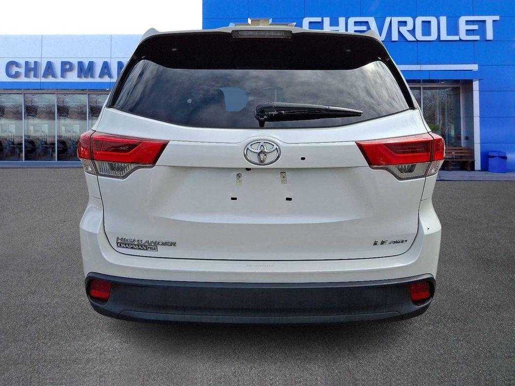 used 2019 Toyota Highlander car, priced at $21,763