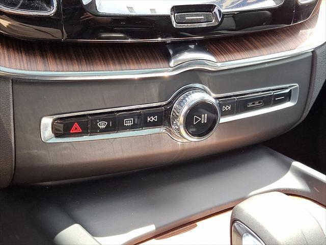 used 2024 Volvo XC60 car, priced at $35,500