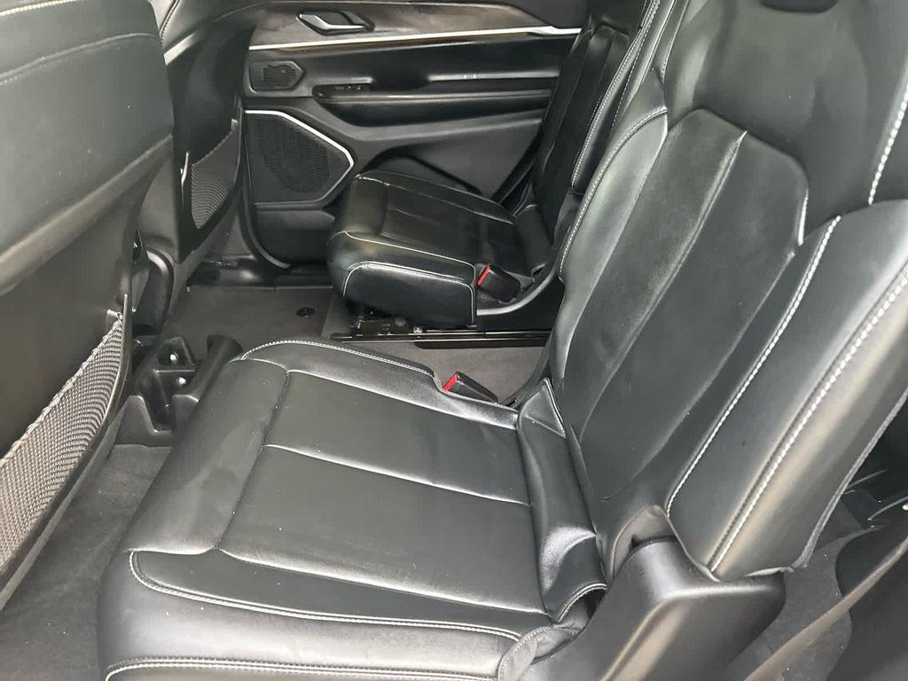 used 2021 Jeep Grand Cherokee L car, priced at $29,091