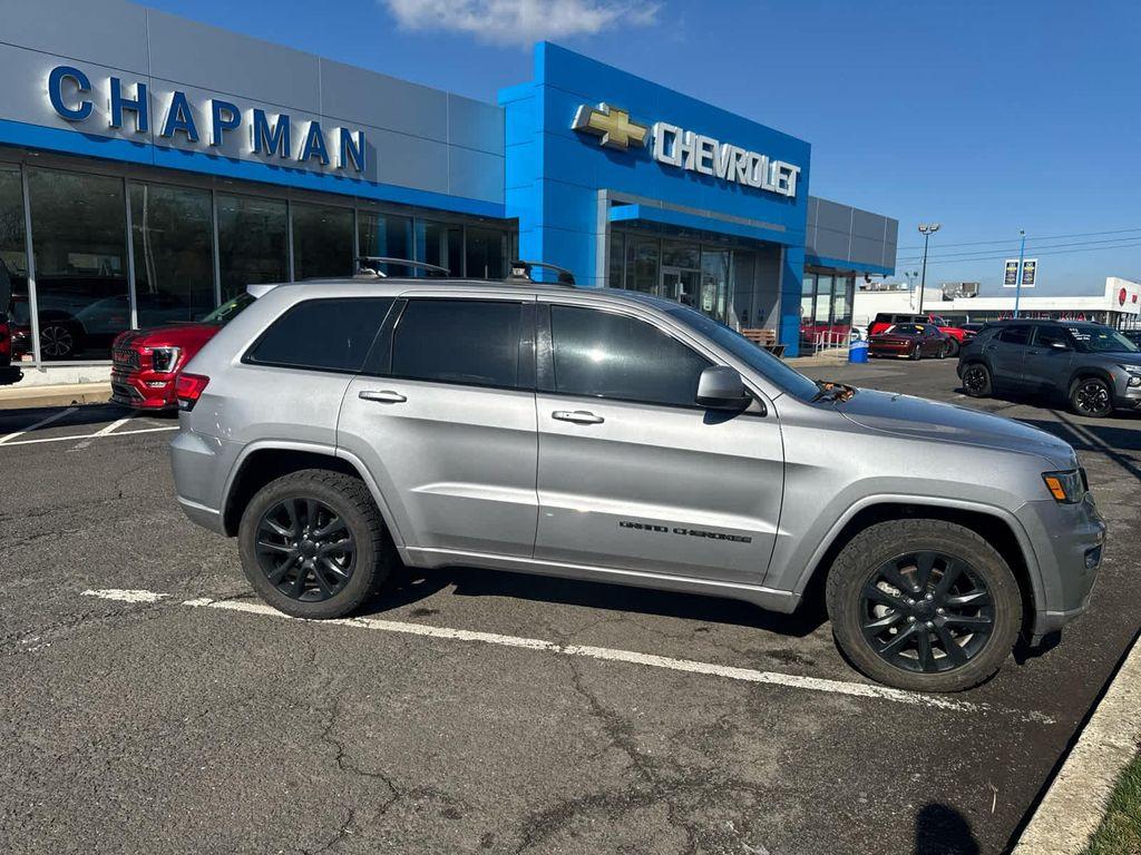 used 2018 Jeep Grand Cherokee car, priced at $15,900