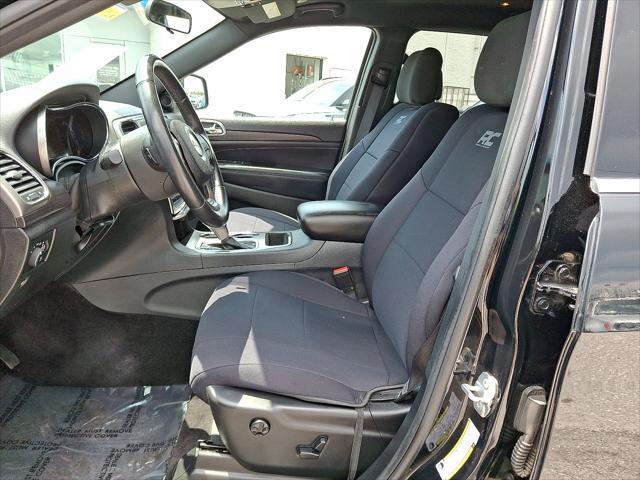 used 2018 Jeep Grand Cherokee car, priced at $16,897