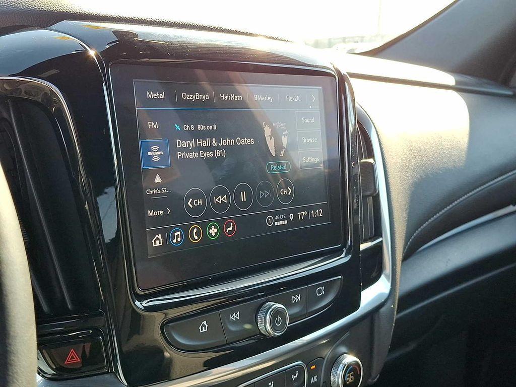 used 2023 Chevrolet Traverse car, priced at $32,180