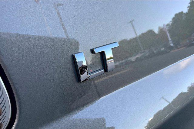 used 2018 Chevrolet Suburban car, priced at $21,000