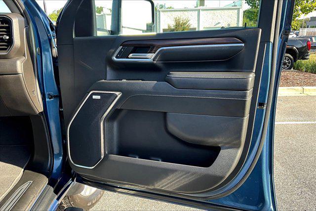 used 2024 GMC Sierra 2500 car, priced at $68,000