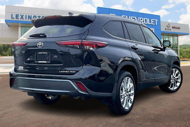 used 2024 Toyota Highlander car, priced at $44,000