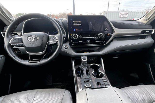 used 2024 Toyota Highlander car, priced at $44,000