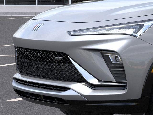 new 2025 Buick Envista car, priced at $28,604