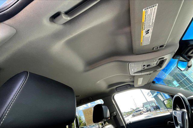 used 2020 GMC Yukon XL car, priced at $26,400