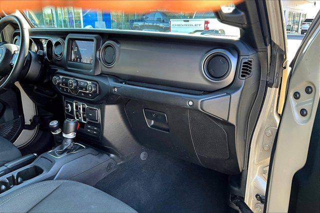 used 2022 Jeep Gladiator car, priced at $36,000