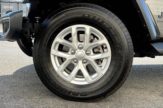 used 2023 Jeep Gladiator car, priced at $34,500