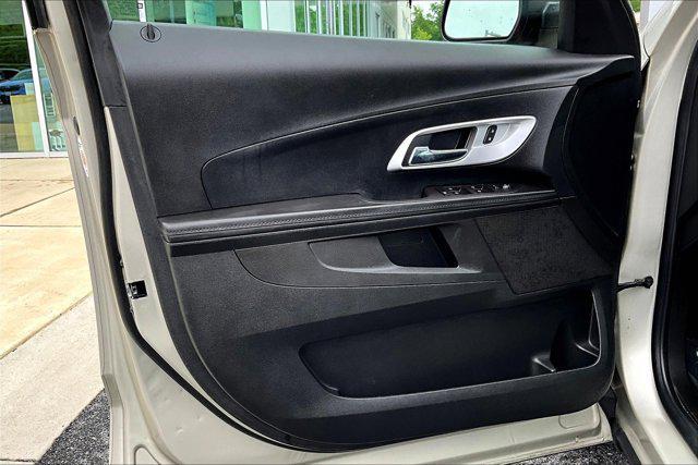 used 2015 Chevrolet Equinox car, priced at $14,500