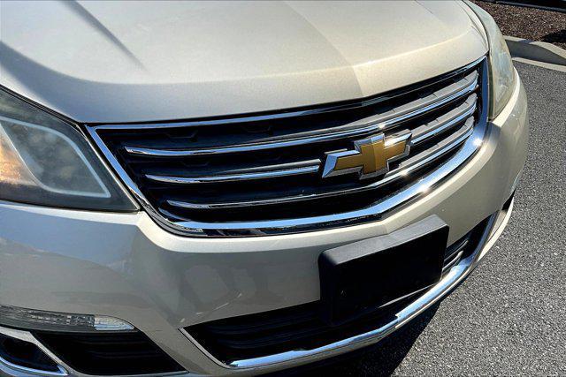 used 2015 Chevrolet Traverse car, priced at $12,000