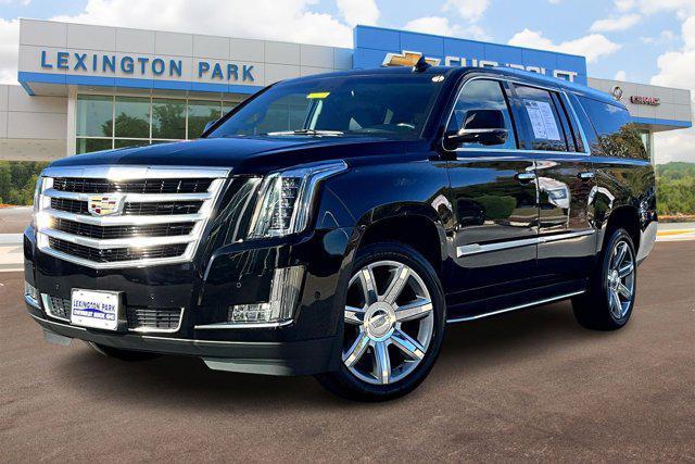 used 2020 Cadillac Escalade ESV car, priced at $31,000