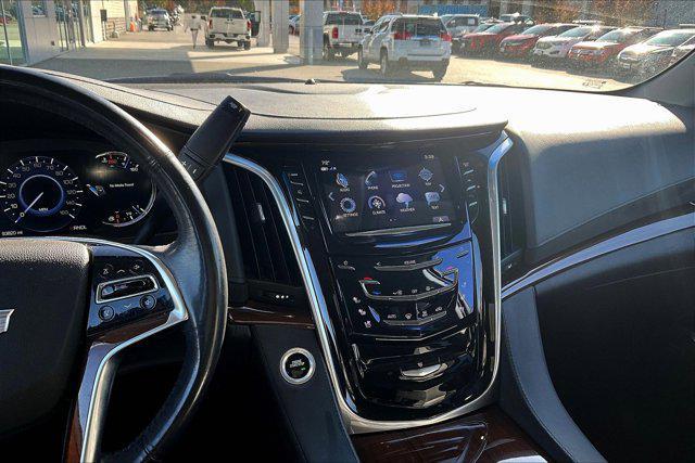 used 2020 Cadillac Escalade ESV car, priced at $31,000