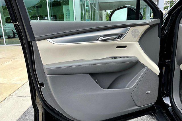 used 2019 Cadillac XT5 car, priced at $24,000