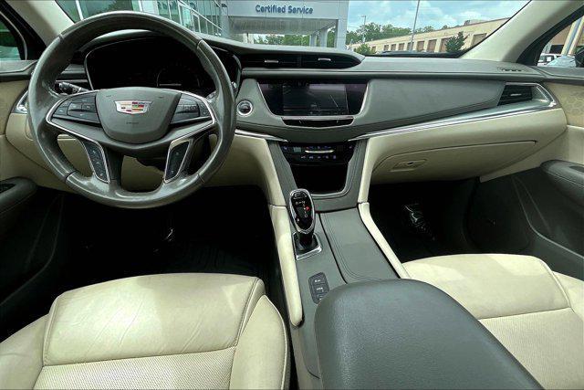 used 2019 Cadillac XT5 car, priced at $24,000