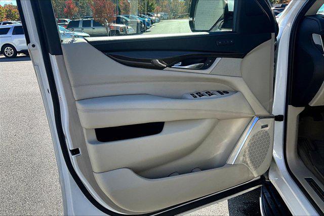 used 2020 Cadillac Escalade ESV car, priced at $40,000