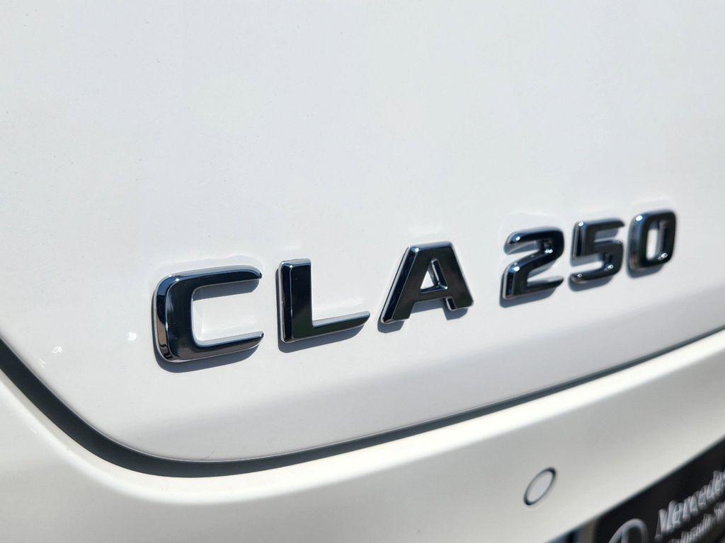 new 2025 Mercedes-Benz CLA 250 car