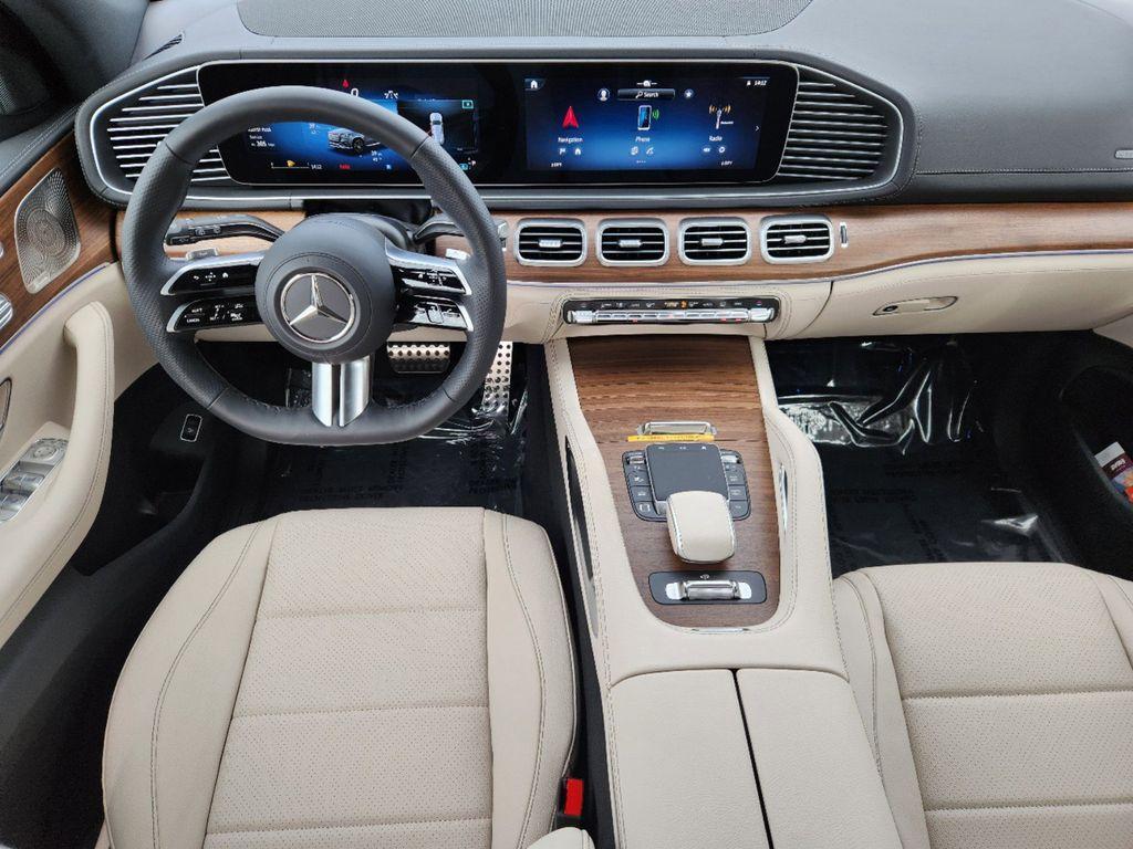 new 2025 Mercedes-Benz GLS 450 car, priced at $96,080