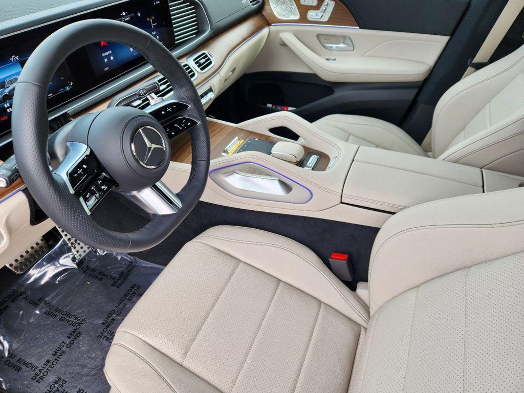 new 2025 Mercedes-Benz GLS 450 car, priced at $96,080