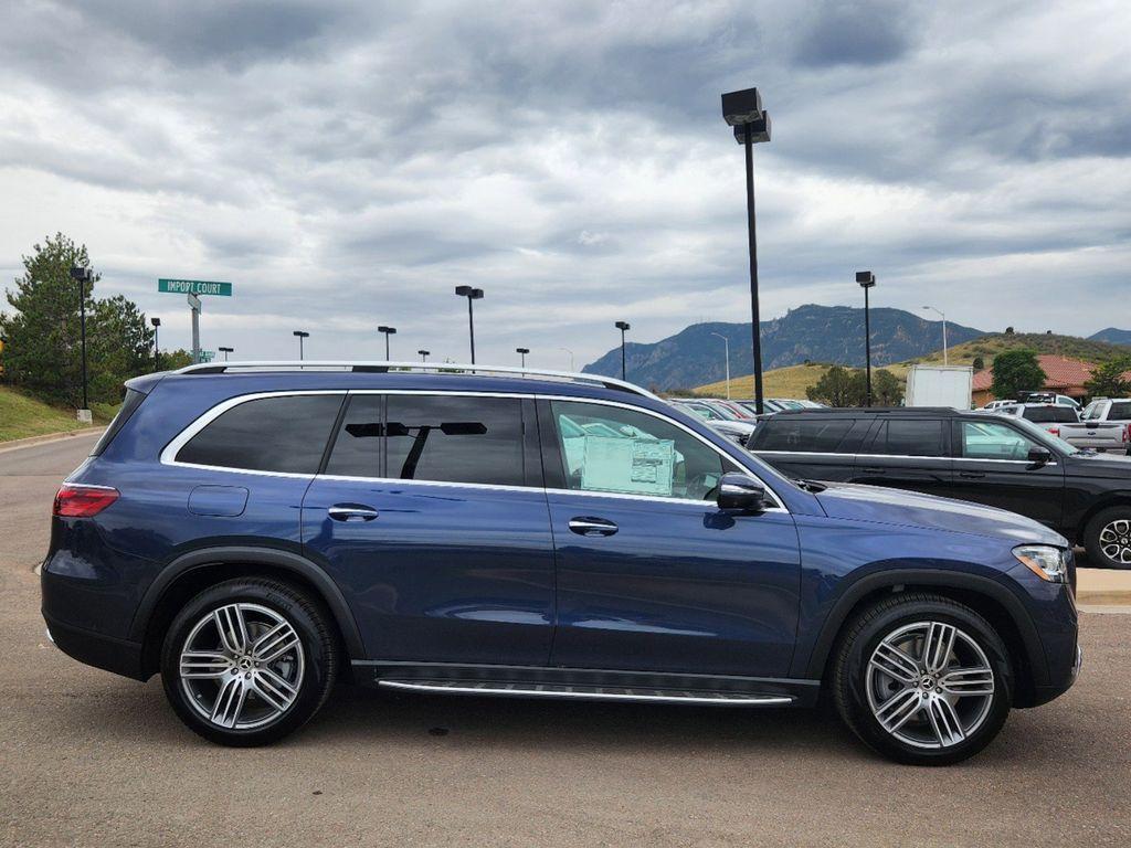 new 2025 Mercedes-Benz GLS 450 car, priced at $94,080