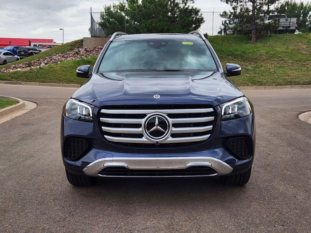 new 2025 Mercedes-Benz GLS 450 car, priced at $94,080