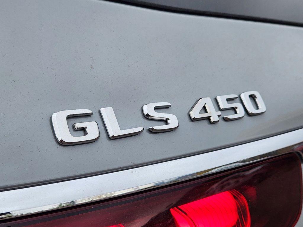 new 2025 Mercedes-Benz GLS 450 car, priced at $101,275