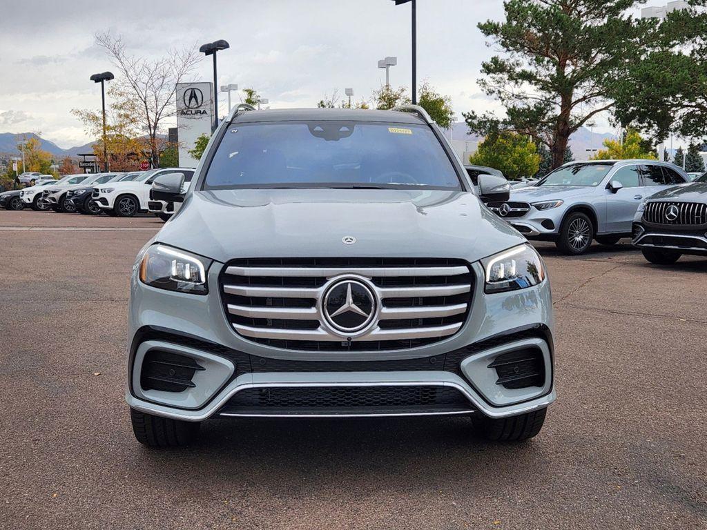 new 2025 Mercedes-Benz GLS 450 car, priced at $101,275