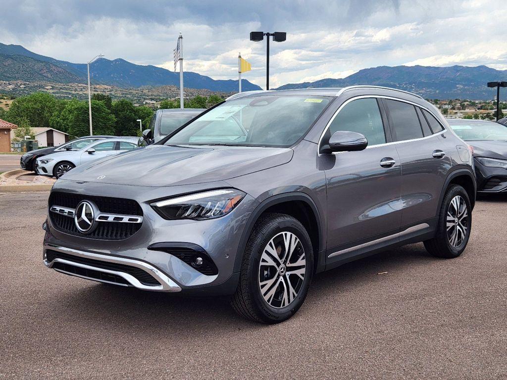 new 2025 Mercedes-Benz GLA 250 car