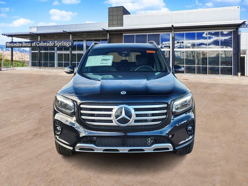 new 2024 Mercedes-Benz GLB 250 car, priced at $39,900