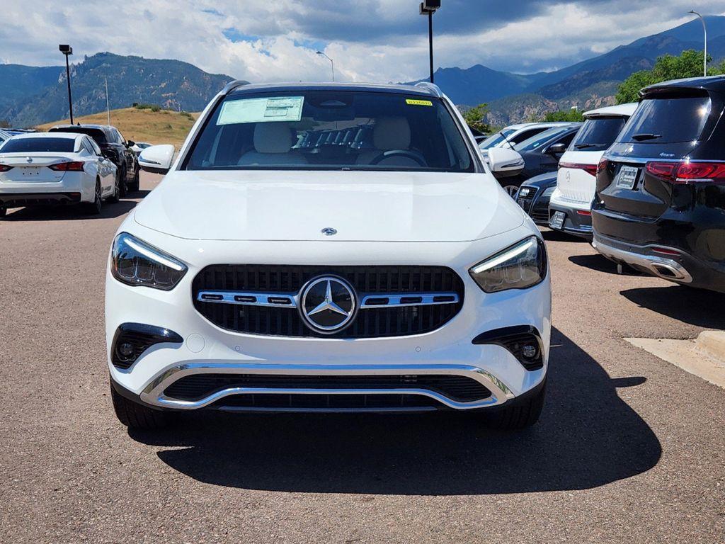 new 2025 Mercedes-Benz GLA 250 car