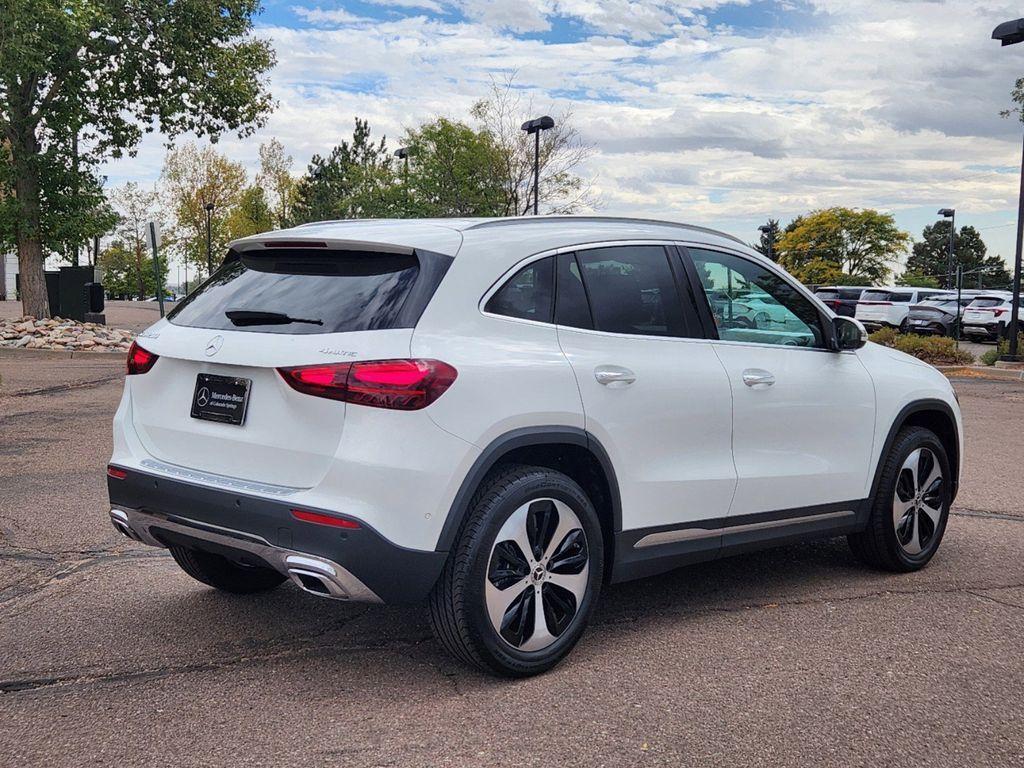 new 2025 Mercedes-Benz GLA 250 car