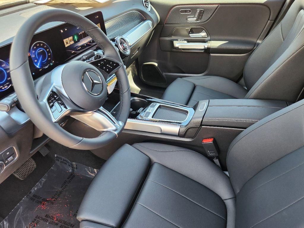 new 2024 Mercedes-Benz EQB 250 car, priced at $55,345