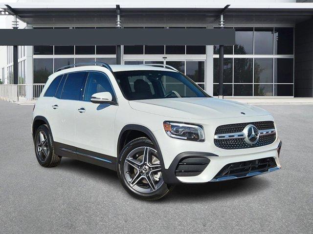 new 2023 Mercedes-Benz GLB 250 car, priced at $41,900