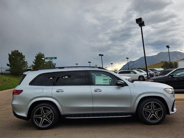 new 2025 Mercedes-Benz GLS 450 car