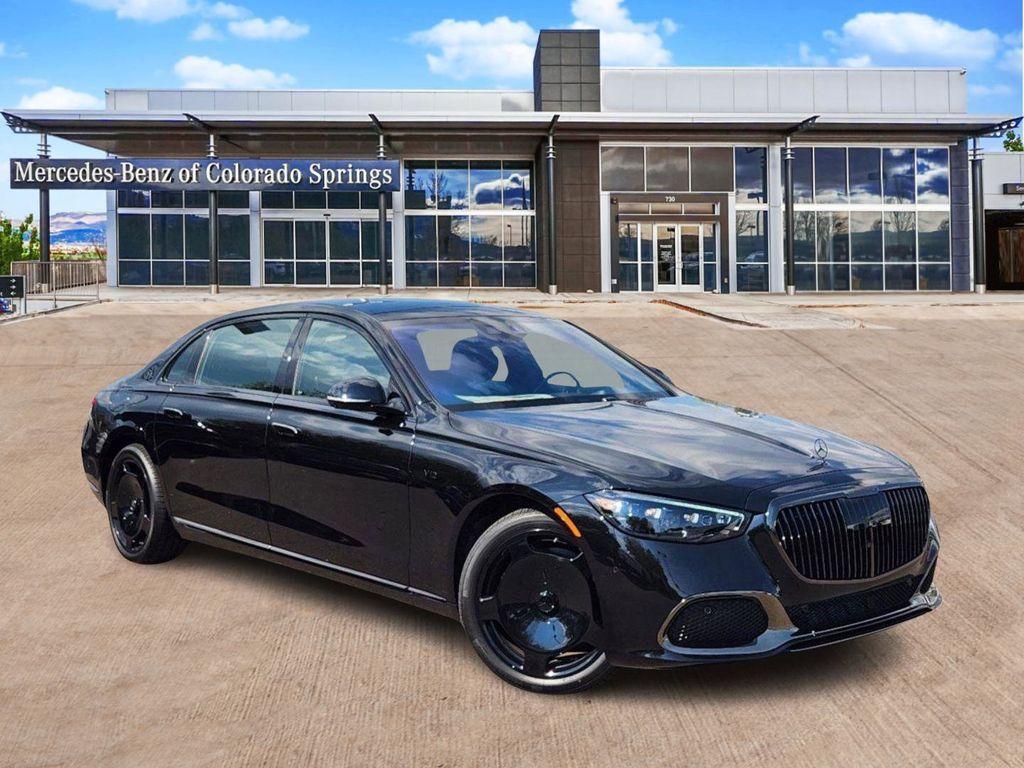 new 2024 Mercedes-Benz Maybach S 680 car