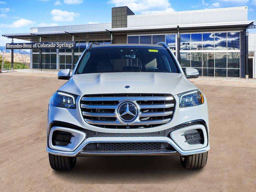 new 2025 Mercedes-Benz GLS 580 car, priced at $134,375