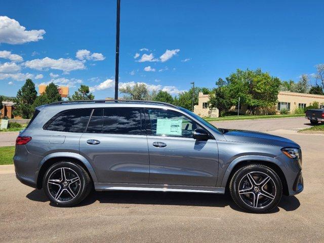 new 2025 Mercedes-Benz GLS 450 car