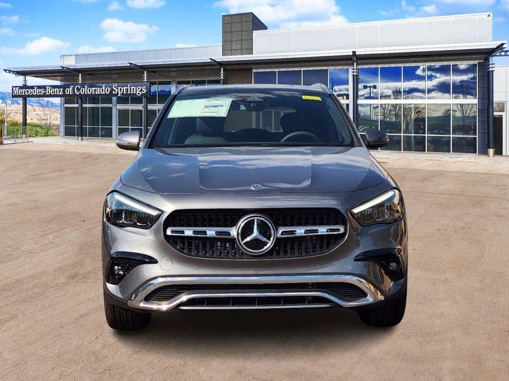 new 2025 Mercedes-Benz GLA 250 car, priced at $47,105